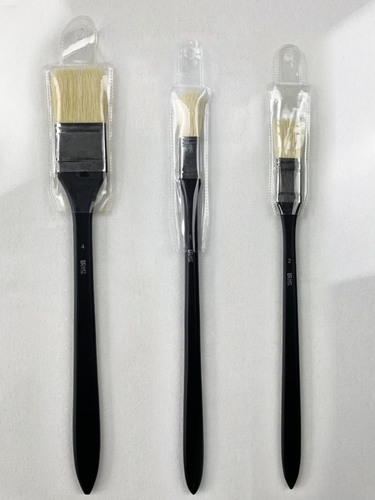 set 3 big flat paint brushes