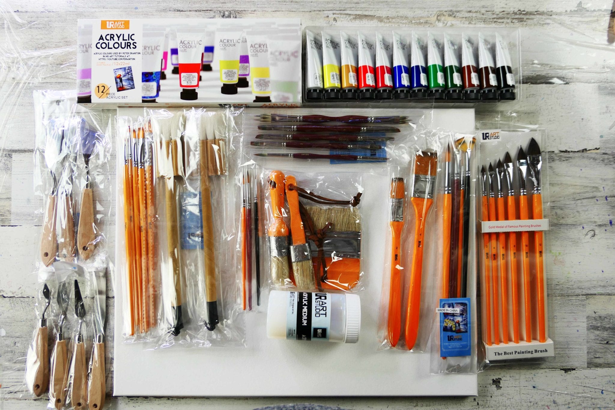 40 paint brush set plus 12 acrylic colors 22 ml and acrylic medium