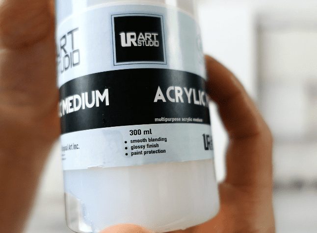 Acrylic Varnish: Achieving a Professional Finish (and Avoiding Common Pitfalls!)