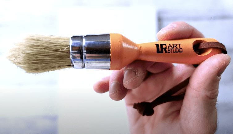 3 orange oval brushes