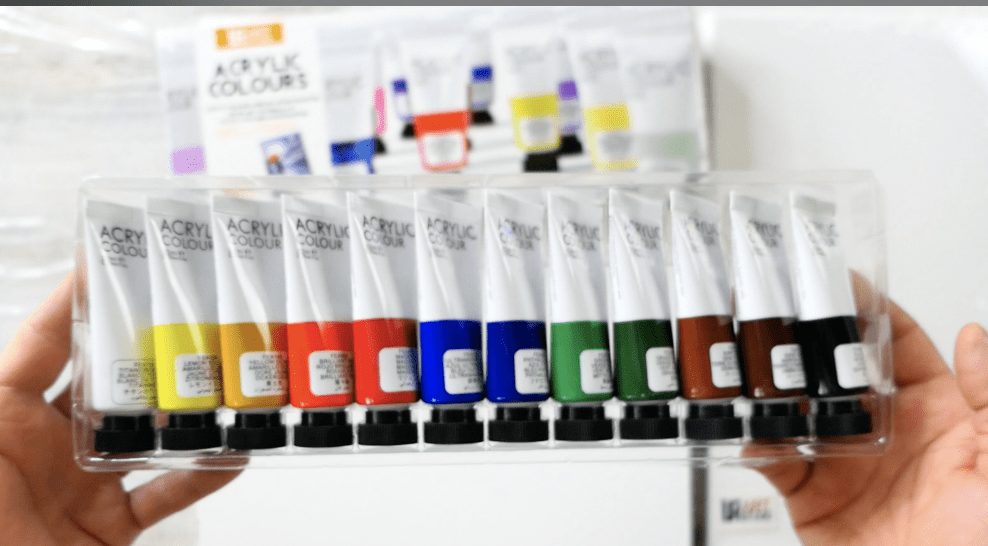 Choosing the Best Acrylic Paints: A Guide for Your Acrylic Landscape Painting Project