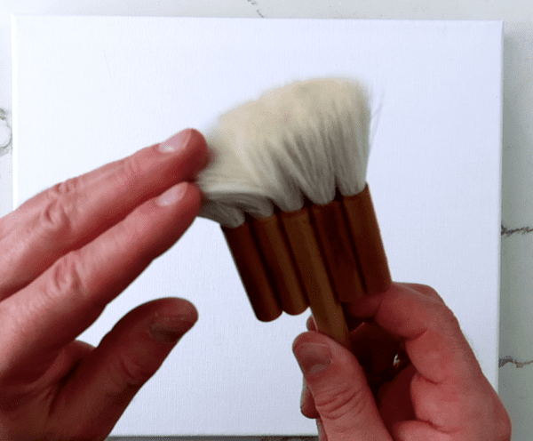 ULTRA SOFT BLENDING BRUSH - Image 8