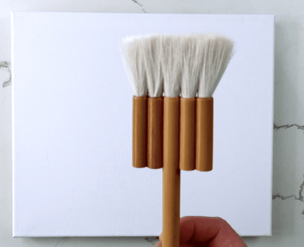 ULTRA SOFT BLENDING BRUSH - Image 9