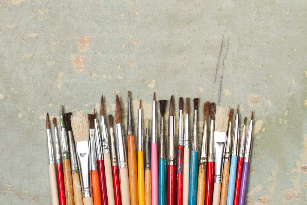 The Power of a Good Brush: Comparing Natural vs. Synthetic Liner Brushes
